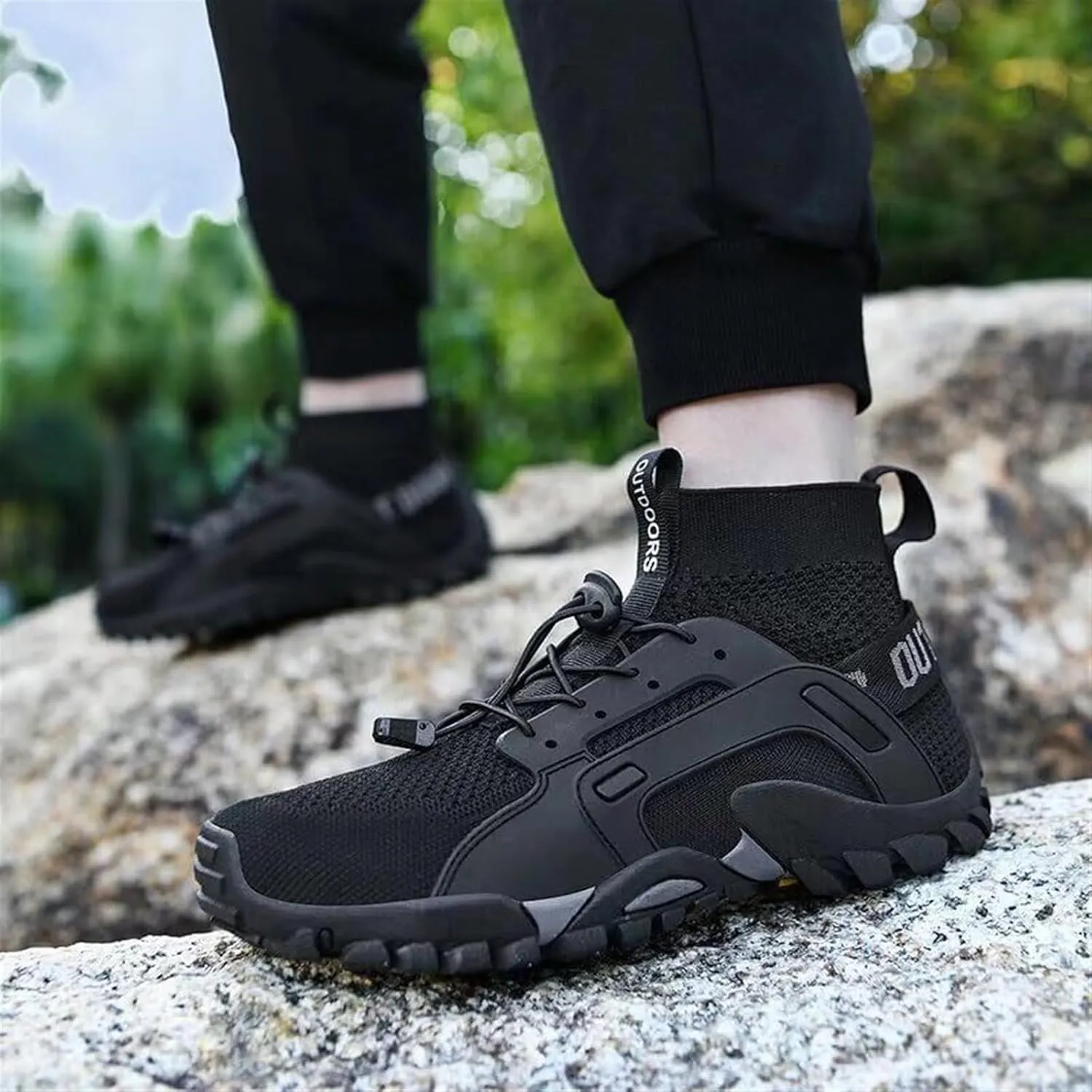 Men's Lightweight Breathable Trekking Shoes Outdoor Fishing Upstream Beach River Mountain Camping Hiking Shoes Sport Shoes for Men