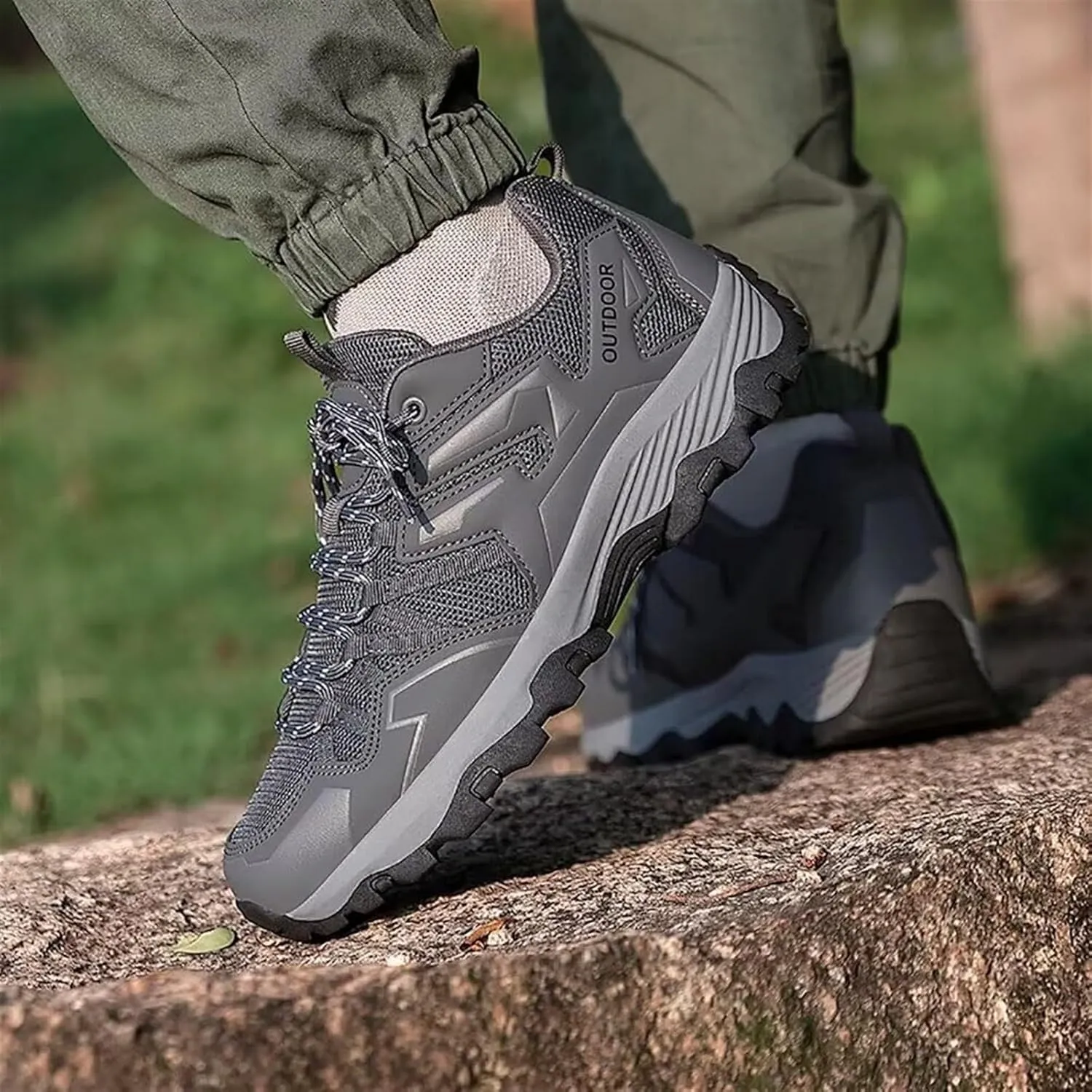 Men's Mesh Lace Up Hiking Shoes Trekking Trails Shoes Lightweight Breathable Outdoor Sports Shoes Walking Work Running Shoes for Men