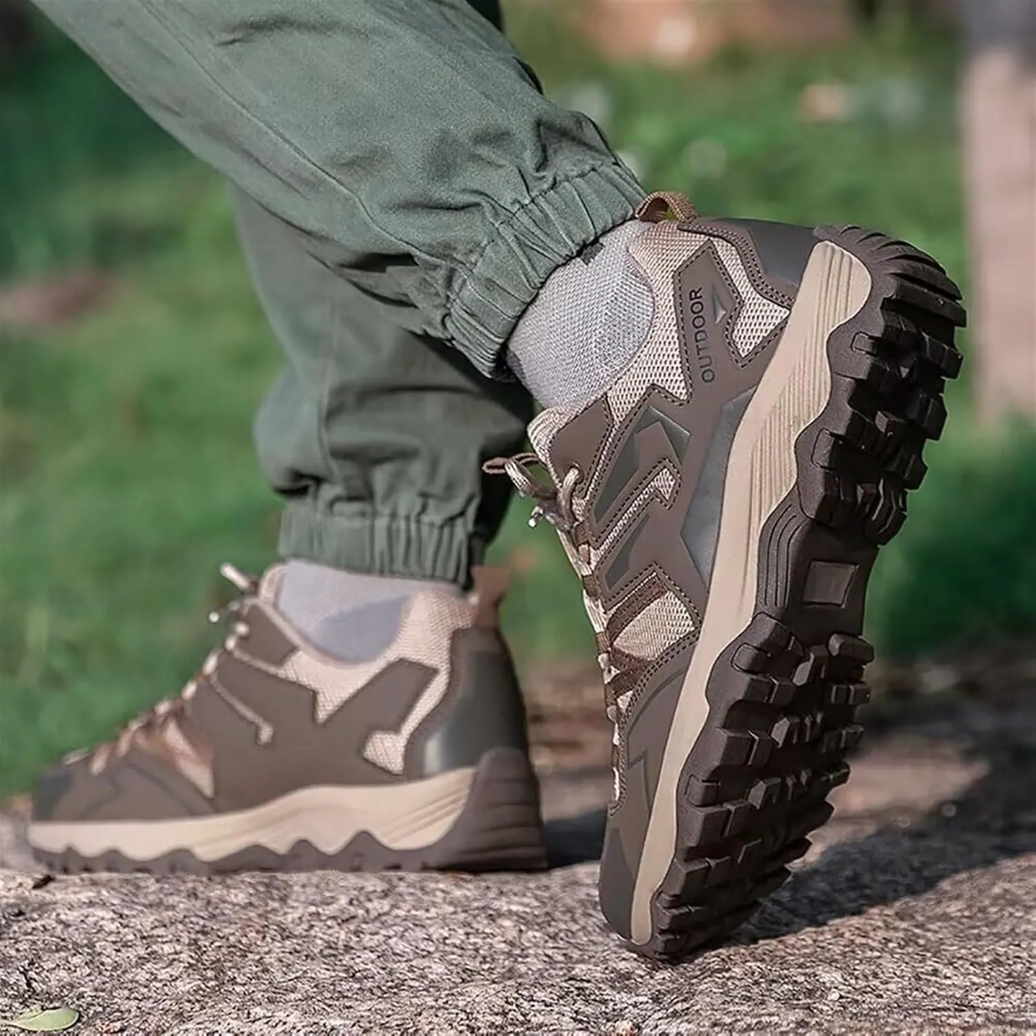 Men's Mesh Lace Up Hiking Shoes Trekking Trails Shoes Lightweight Breathable Outdoor Sports Shoes Walking Work Running Shoes for Men