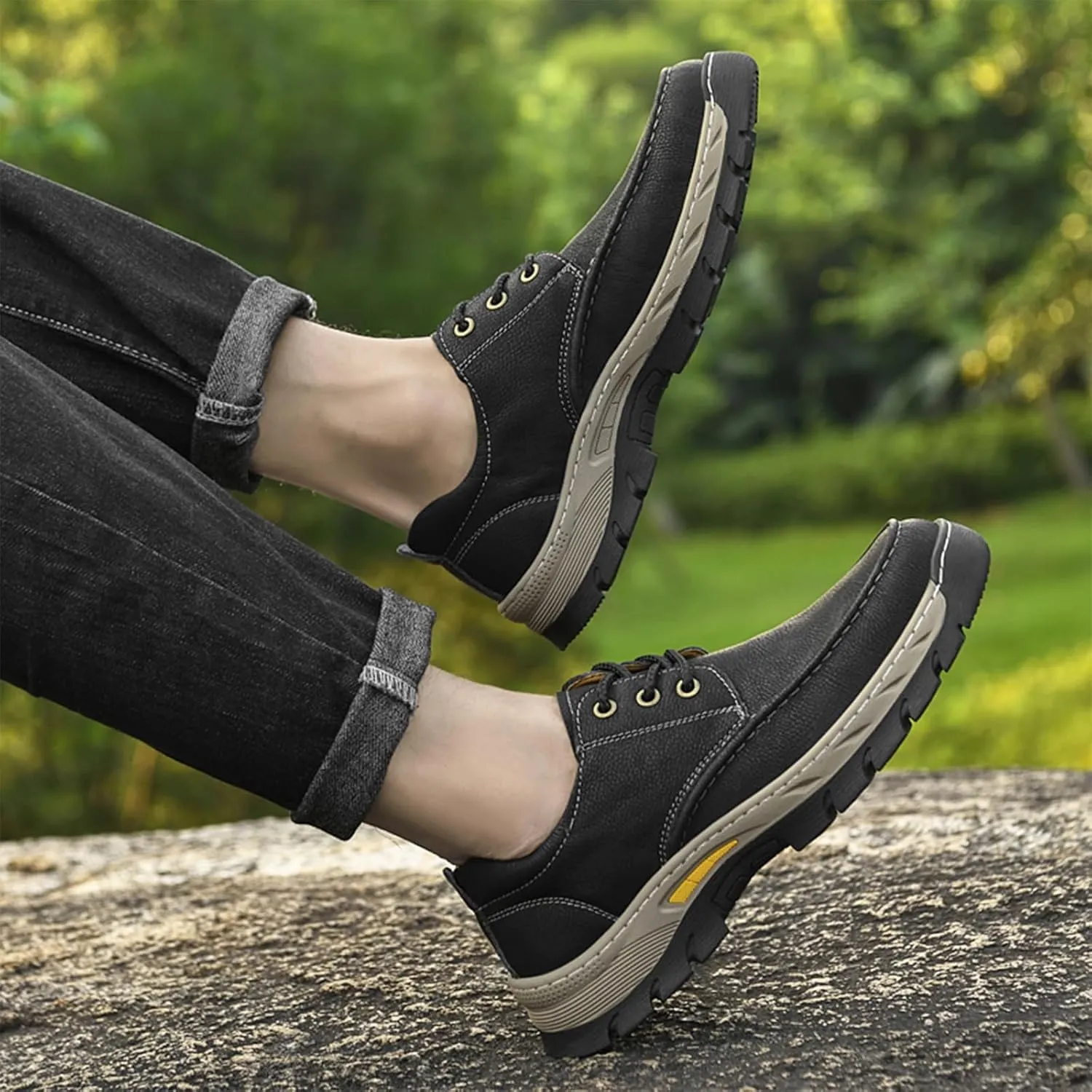 Men's Waterproof Leather Low-Top Hiking Shoes Casual Lace Up Non-Slip Wear-Resistant Thick-Soled Outdoor Walking Sneakers Moccasin Work Shoes