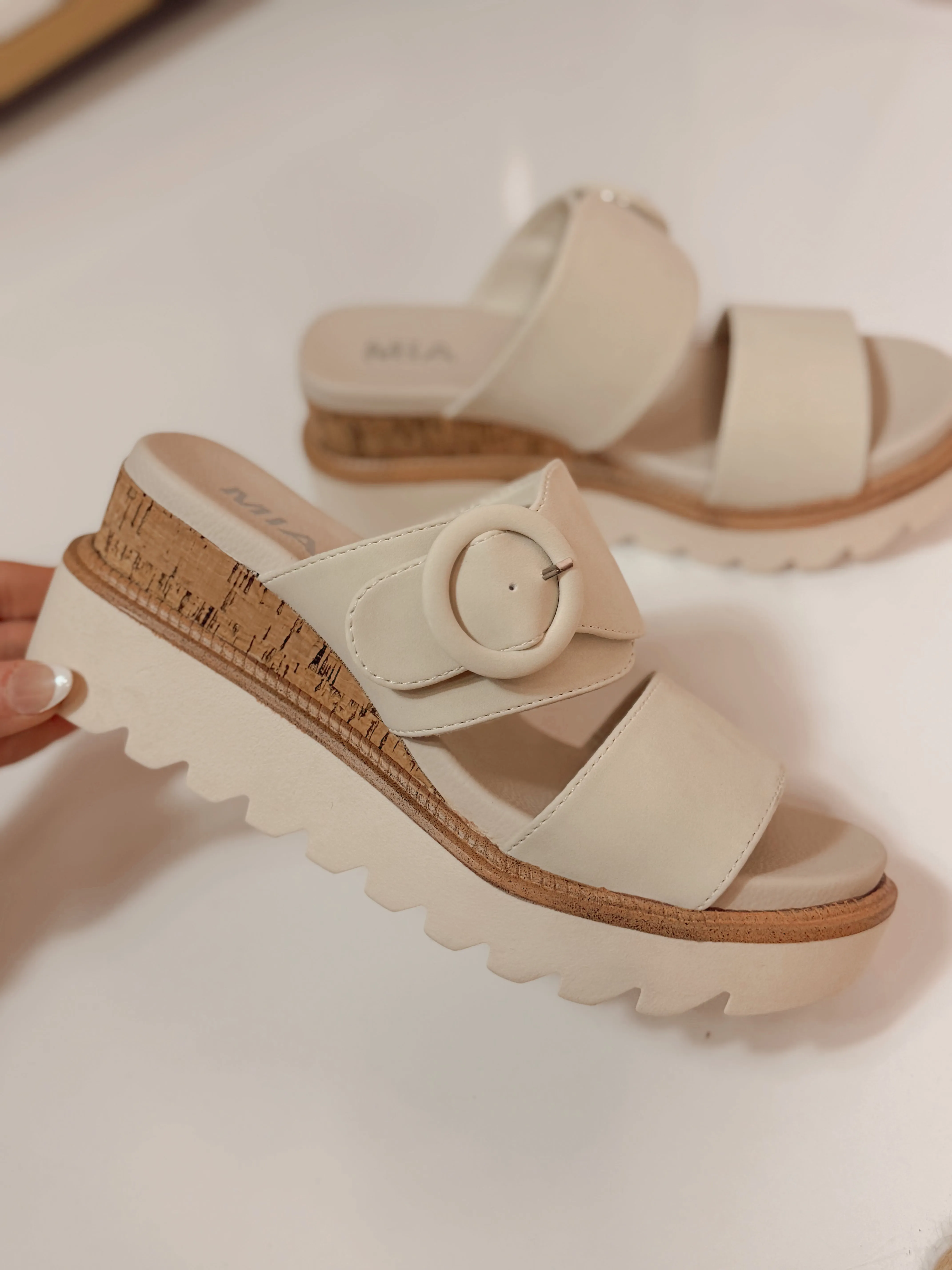 Mia Odal Wedge Sandals - Seashell