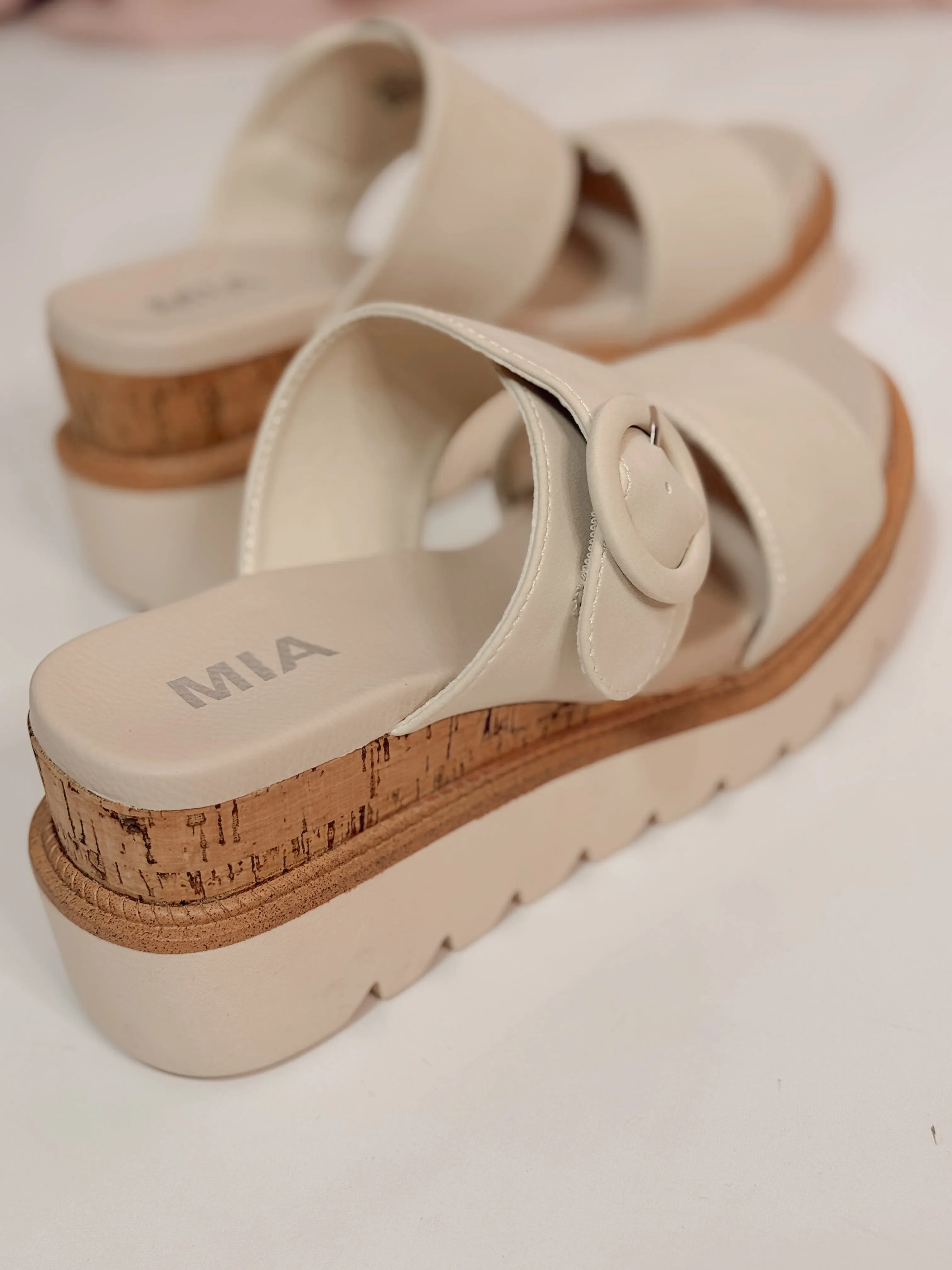 Mia Odal Wedge Sandals - Seashell