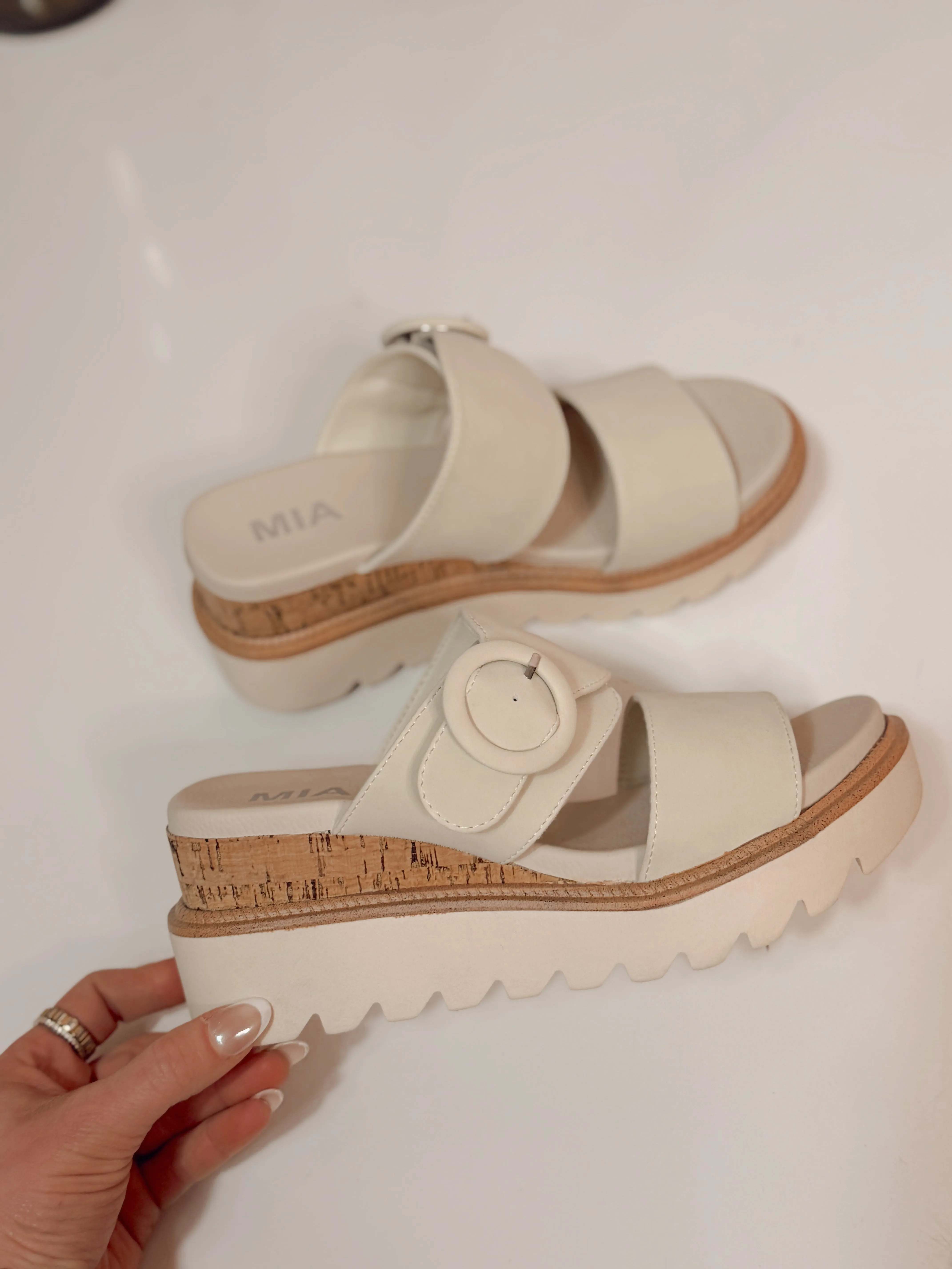 Mia Odal Wedge Sandals - Seashell