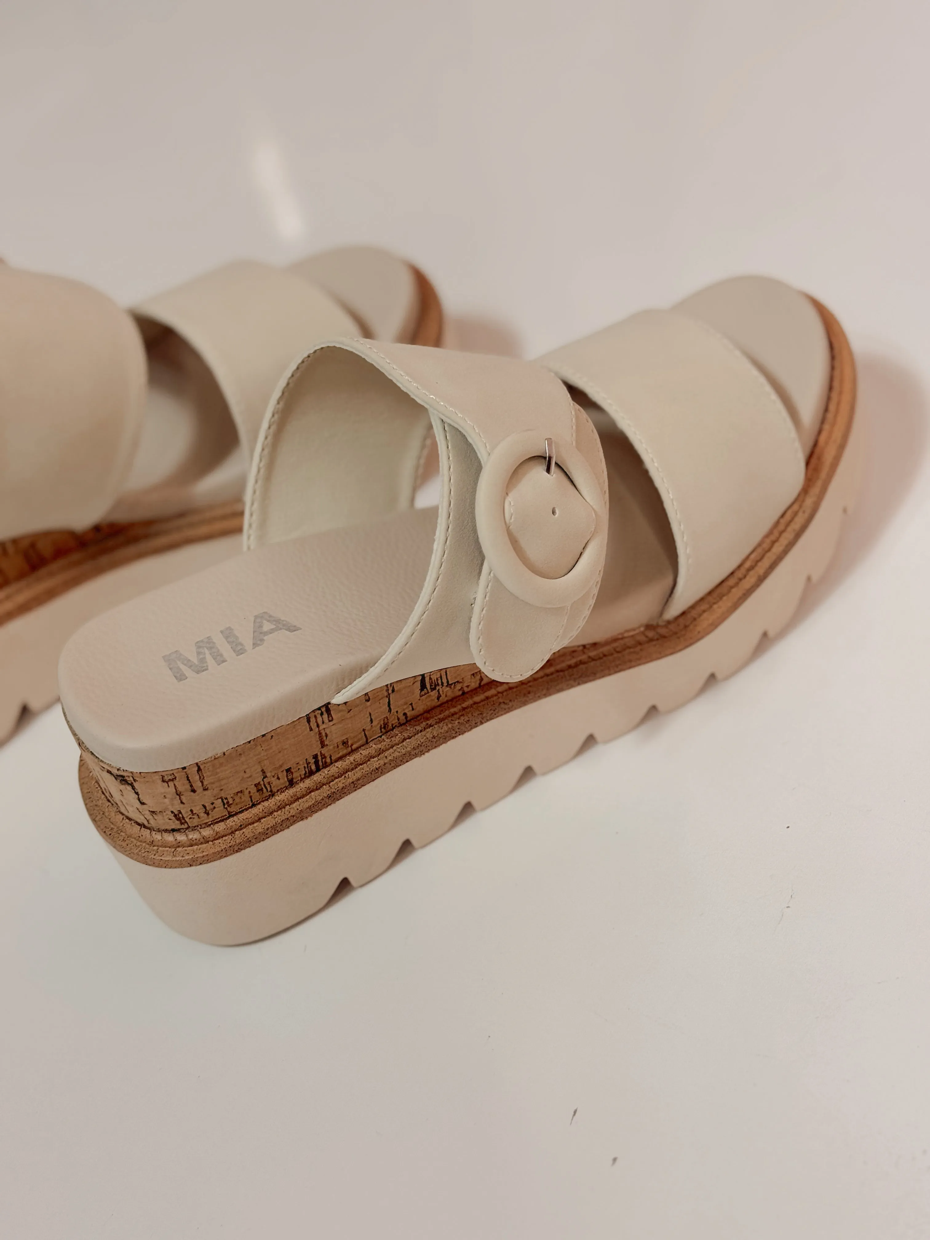 Mia Odal Wedge Sandals - Seashell