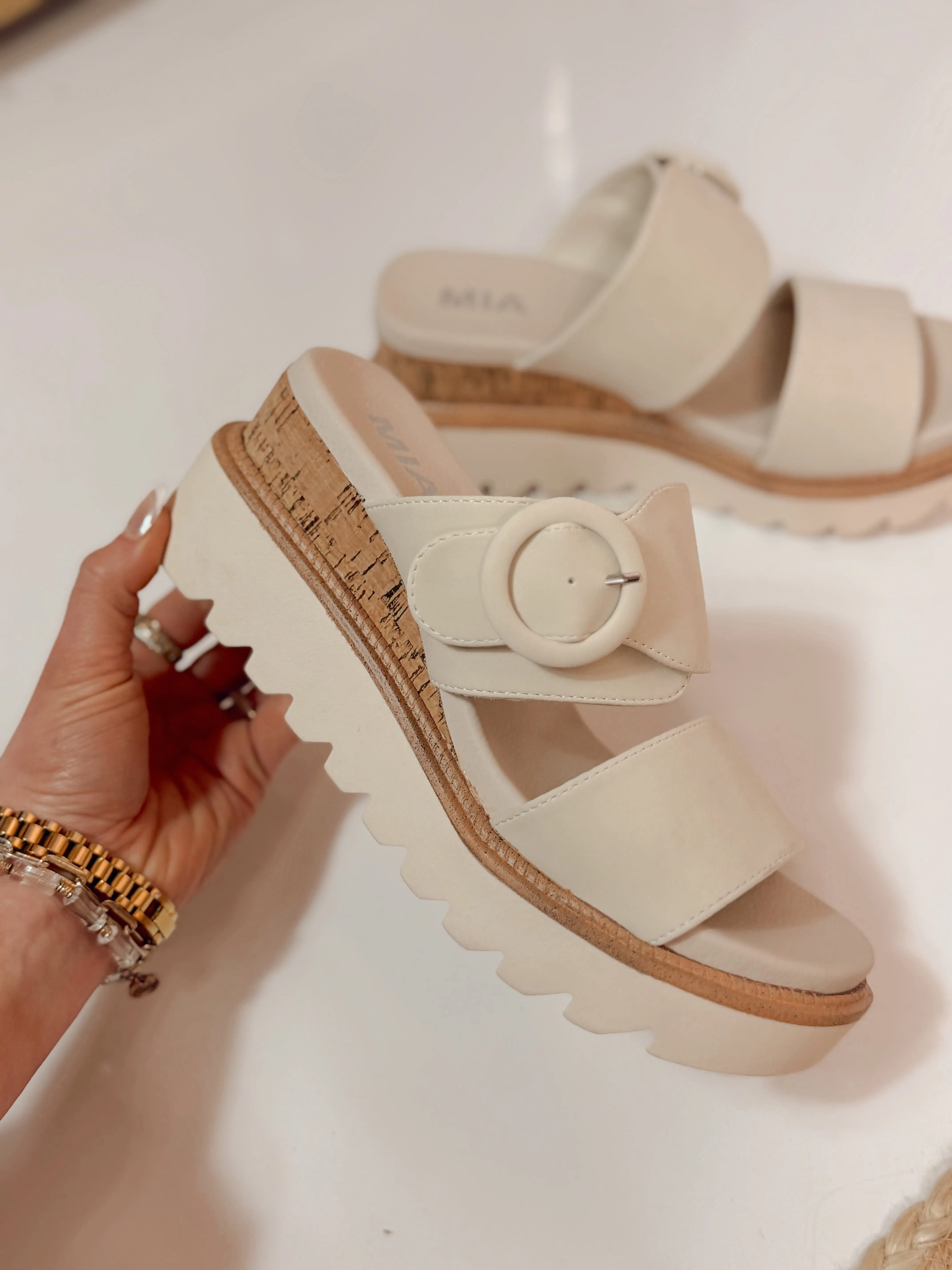 Mia Odal Wedge Sandals - Seashell
