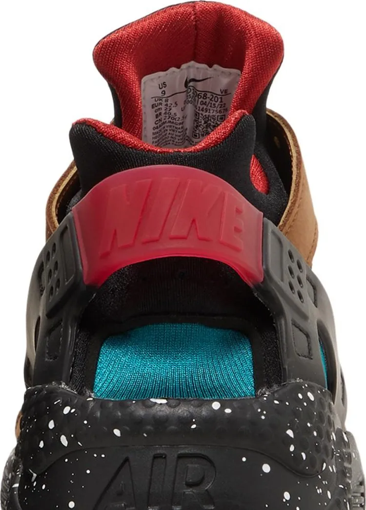 Nike Air Huarache 'Light British Tan Geode Green' Sneakers, Brown