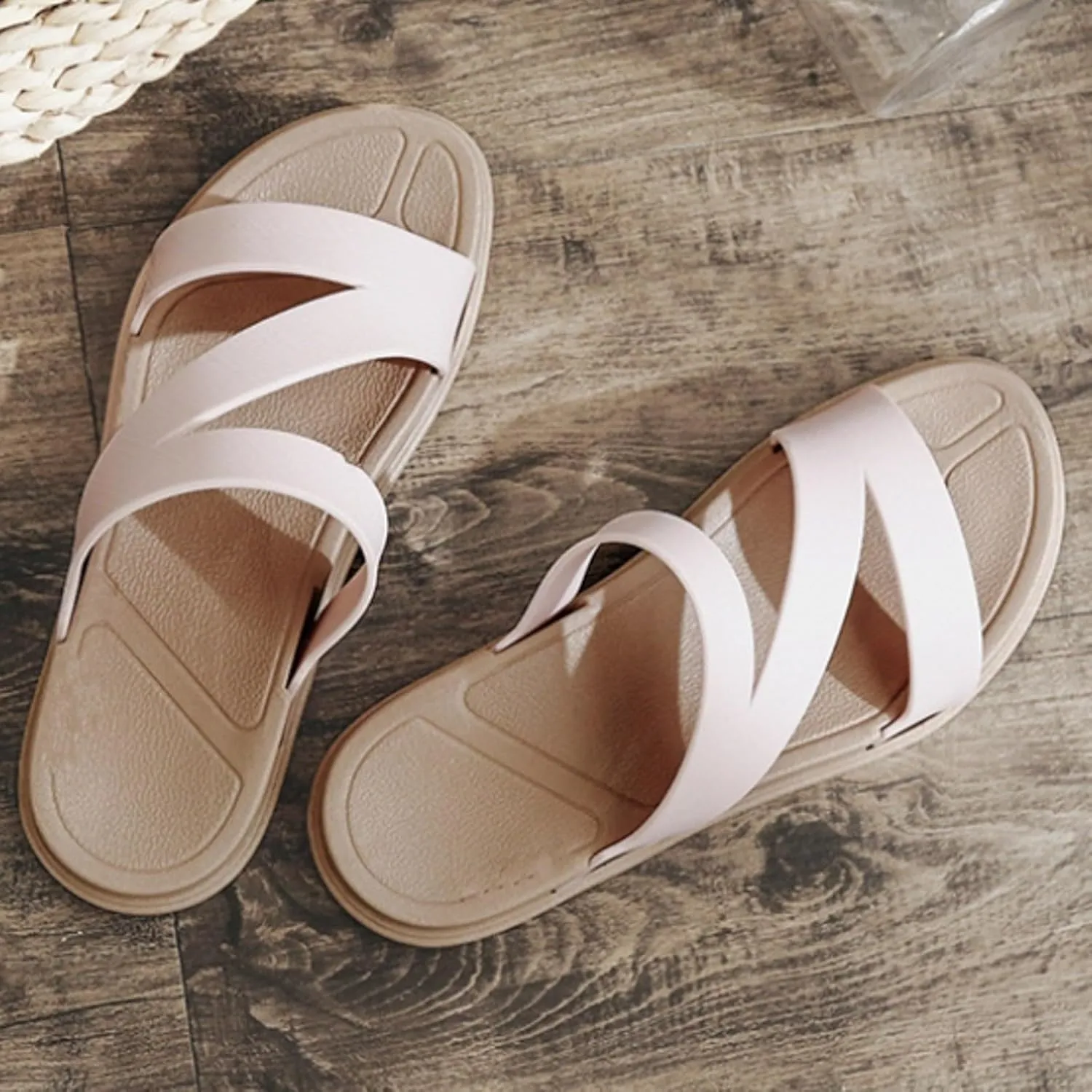 SuanlaTDS Women's Flat Sandals Comfortable 2025 Wedge Arch Support Open Toe Summer Beach Slippers Bohemian Low Heels Walking Shoes Outdoor Casual Dressy Flats Slip On Slides Sandal