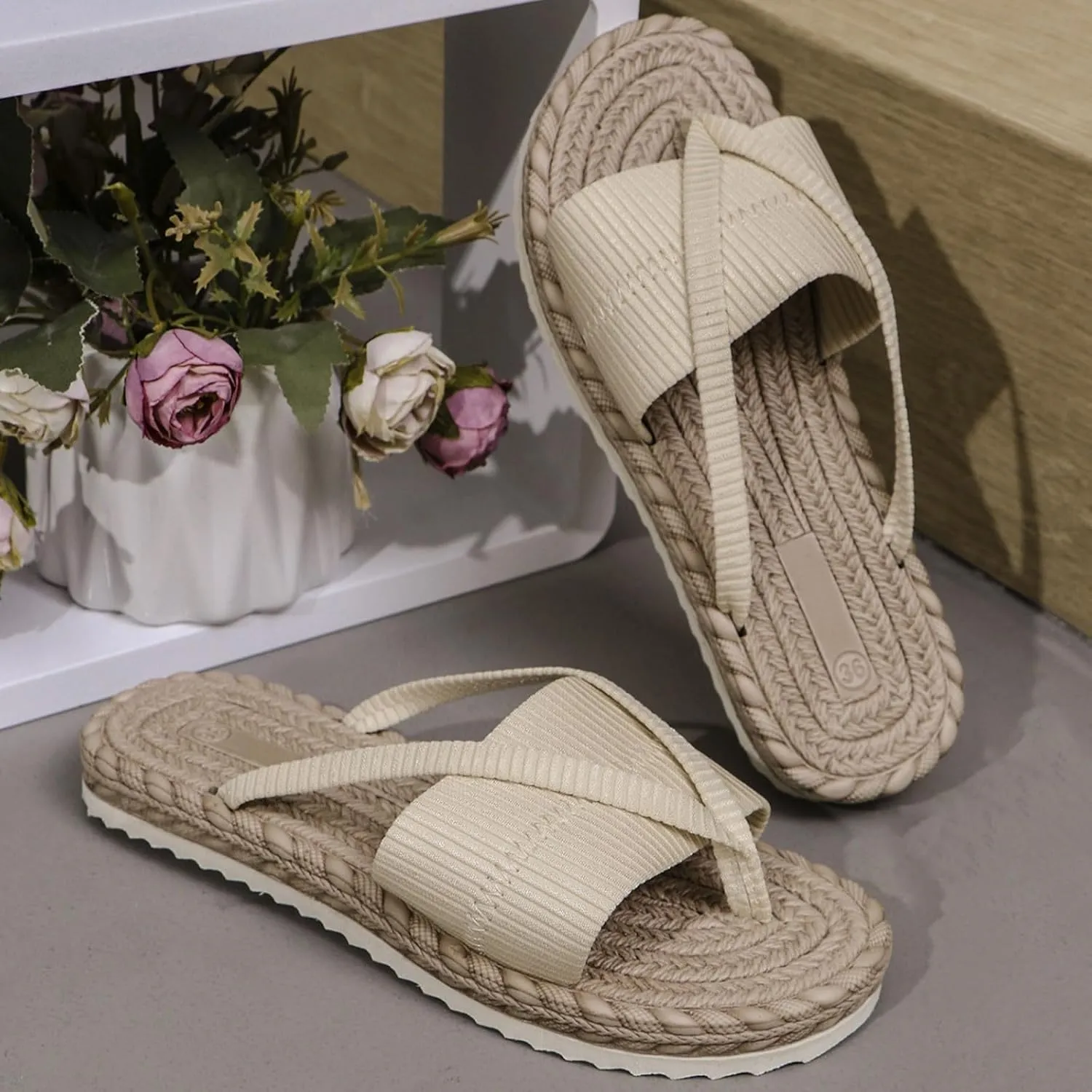 SuanlaTDS Womens Flat Sandals Flip Flops Comfortable 2025 Thong Split Toe Summer Dress Beach Open-toe Slip On Slides Slippers Dressy Walking Bohemian Outdoor Party Low Heels Flats Sandals