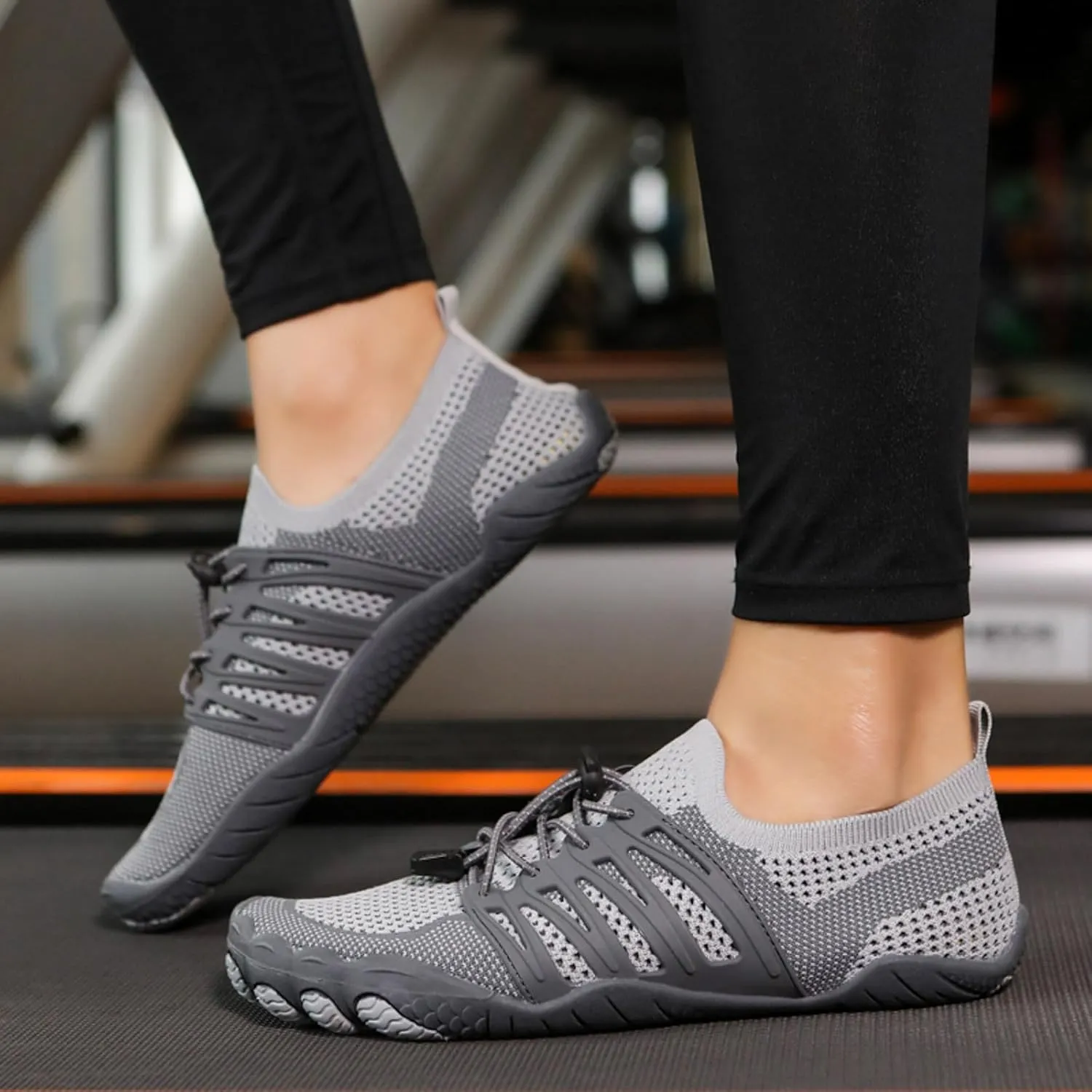 Water Shoes for Men Women Quick-Dry Barefoot Aqua Shoes Comfortable Volleyball Sneakers with Breathable Mesh Lightweight Outdoor Athletic Sport Shoes for Hiking Climbing Laceless Amphibious Shoe