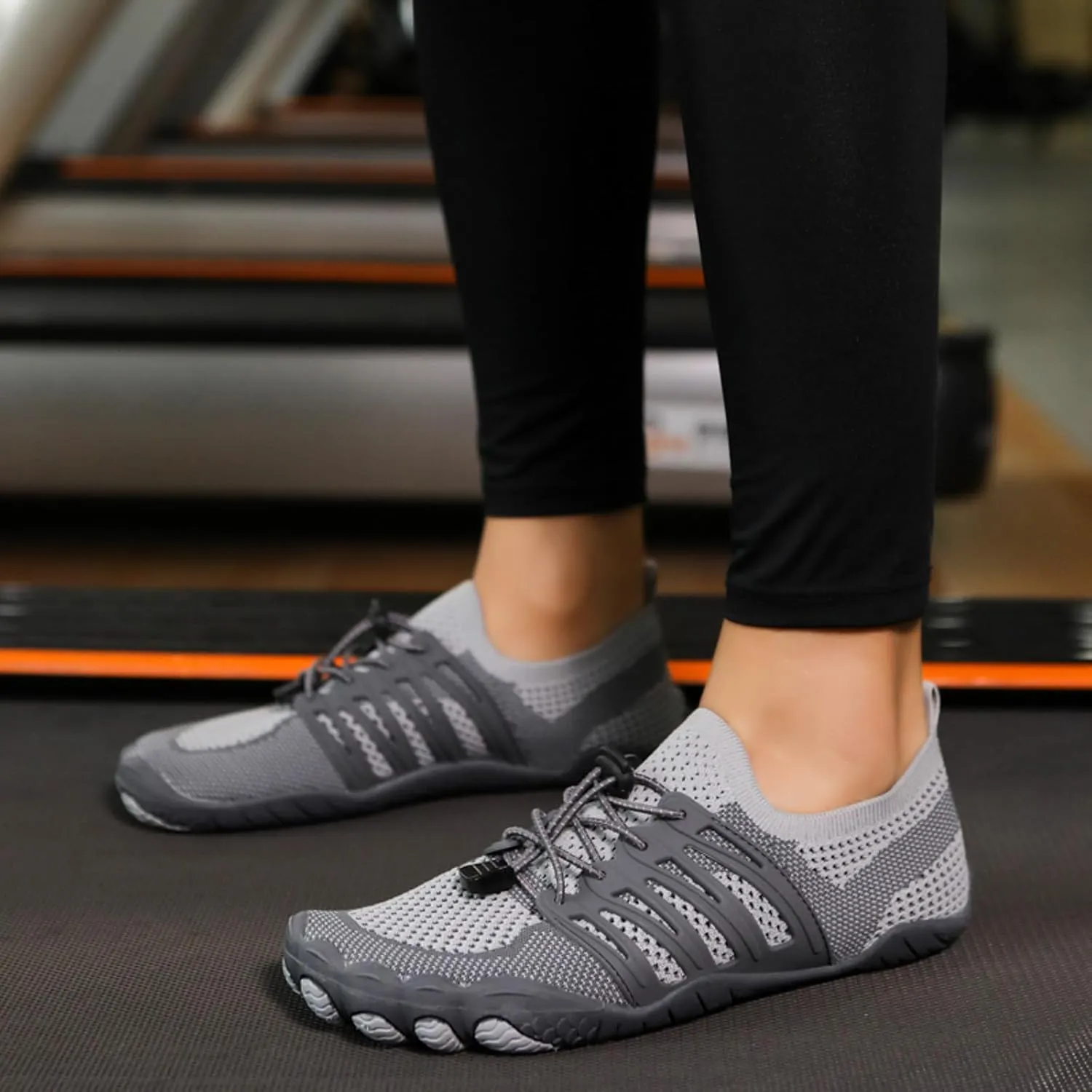 Water Shoes for Men Women Quick-Dry Barefoot Aqua Shoes Comfortable Volleyball Sneakers with Breathable Mesh Lightweight Outdoor Athletic Sport Shoes for Hiking Climbing Laceless Amphibious Shoe